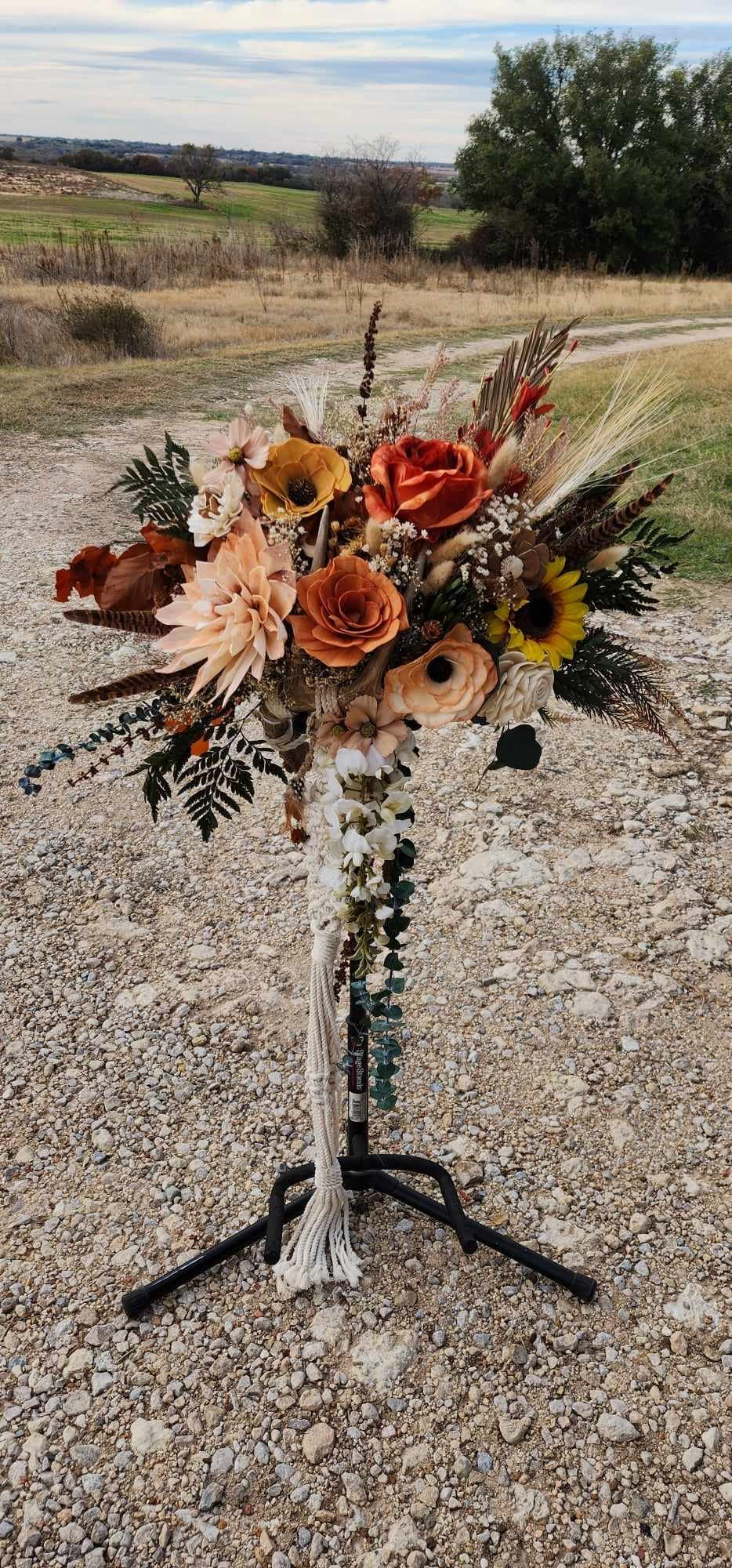 Custom Bridal Bouquet (comes with complimentary thrower)