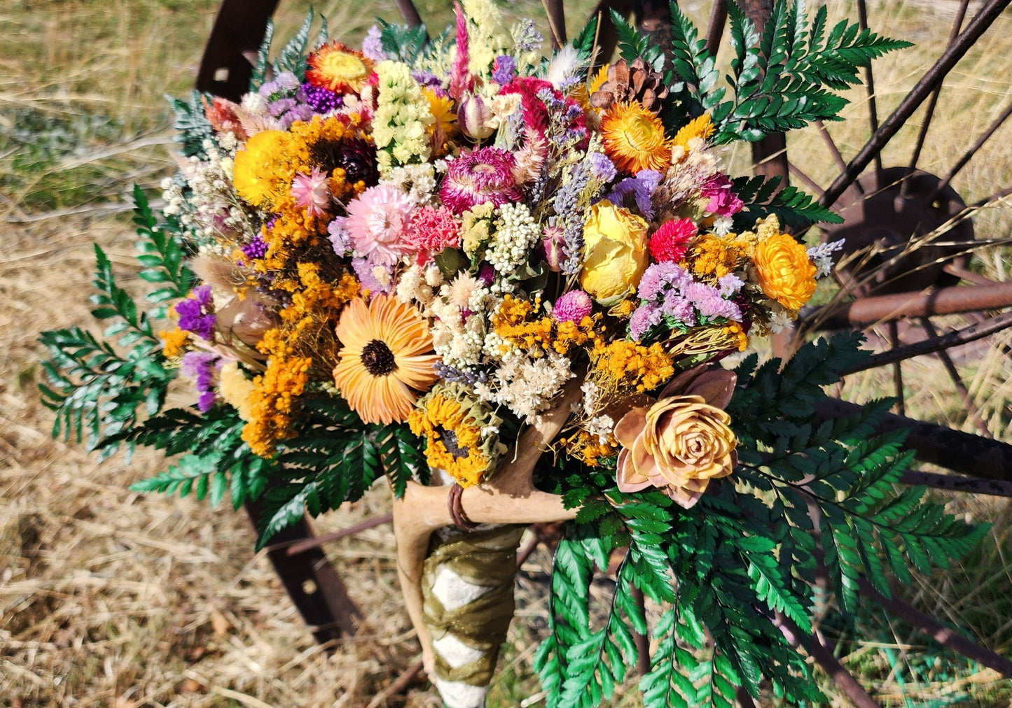 Custom Bridal Bouquet (comes with complimentary thrower)
