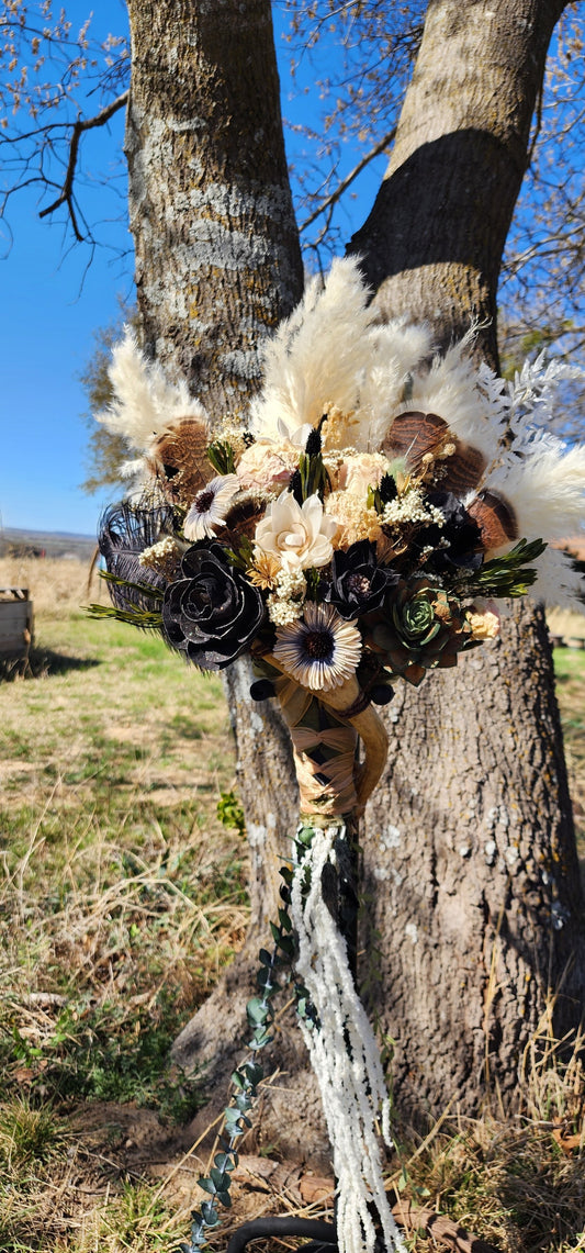 Custom Bridal Bouquet (comes with complimentary thrower)